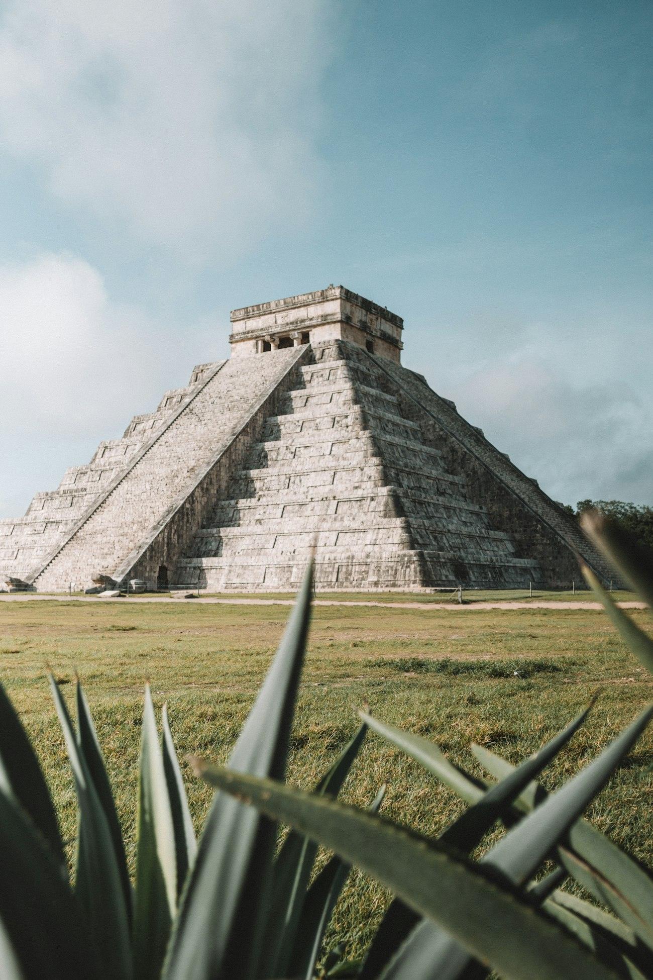 Pirámide de Kukulkán en Chichén Itzá, Yucatán, México